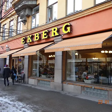 Bulevarding Helmi * Helsinki