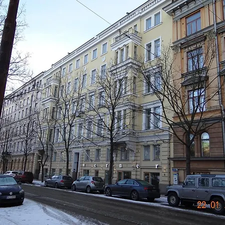 Apartment Bulevarding Helmi *
